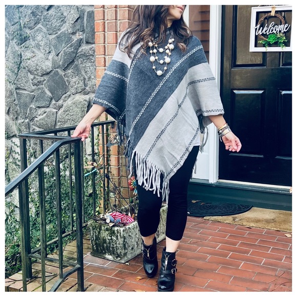 #17 Boho Fabulous Soft Knit Fringed Poncho Shawl - Picture 3 of 6